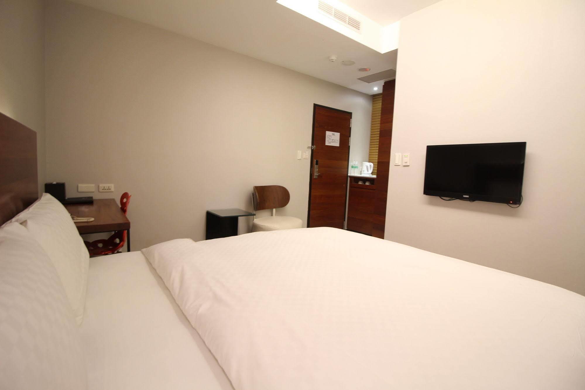 Lan Ting Business Inn Тайбей Екстер'єр фото